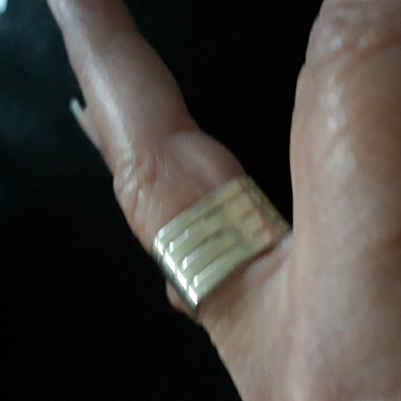 sterling silver ring - Picture 2 of 4